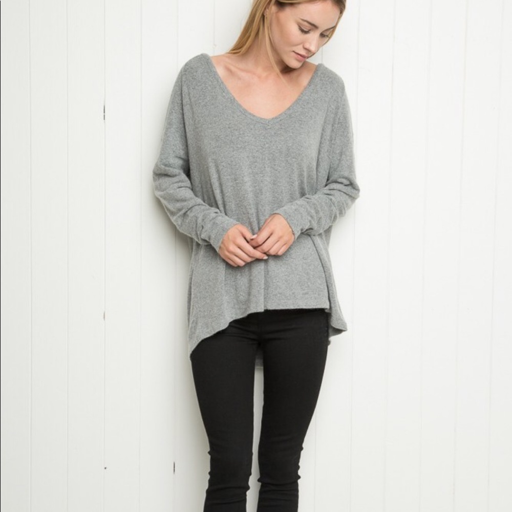 Brandy Melville knit grey sweater worn once